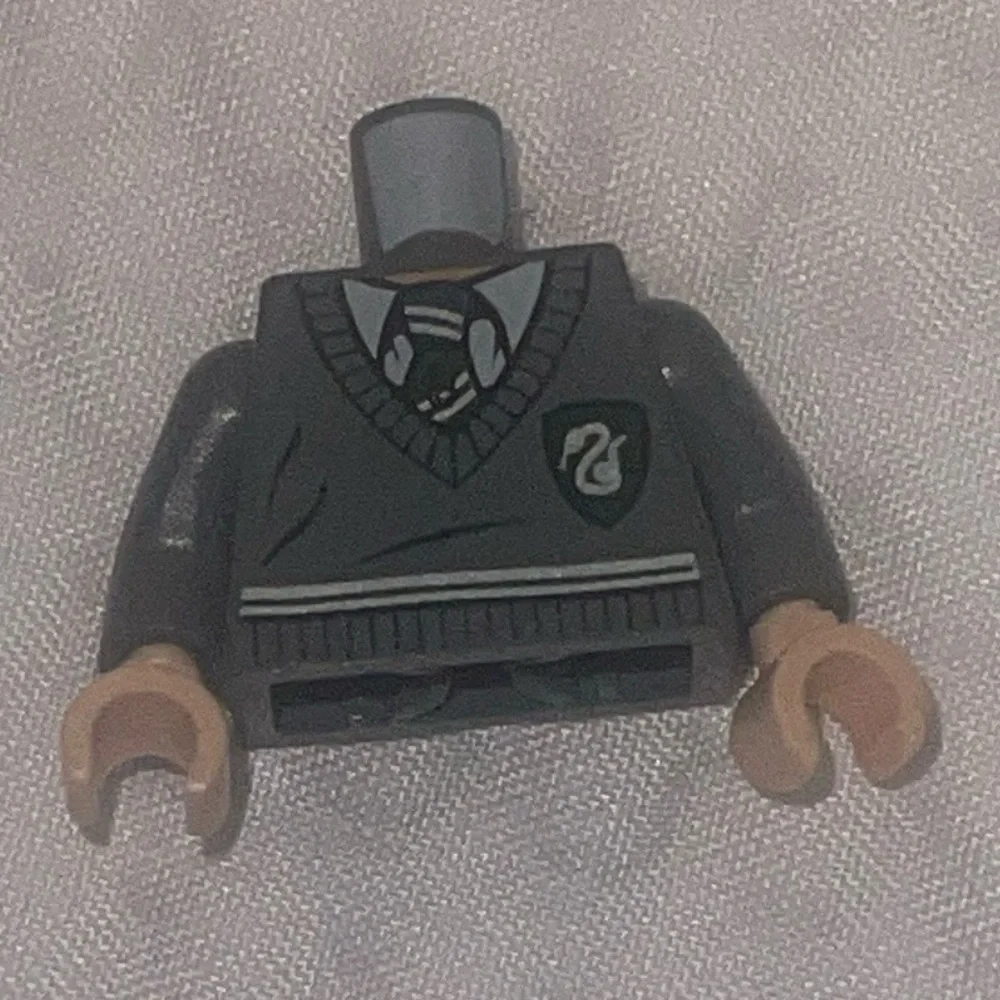 LEGO 2010 Harry Potter Torso Uniform Slytherin For Minifigure Draco